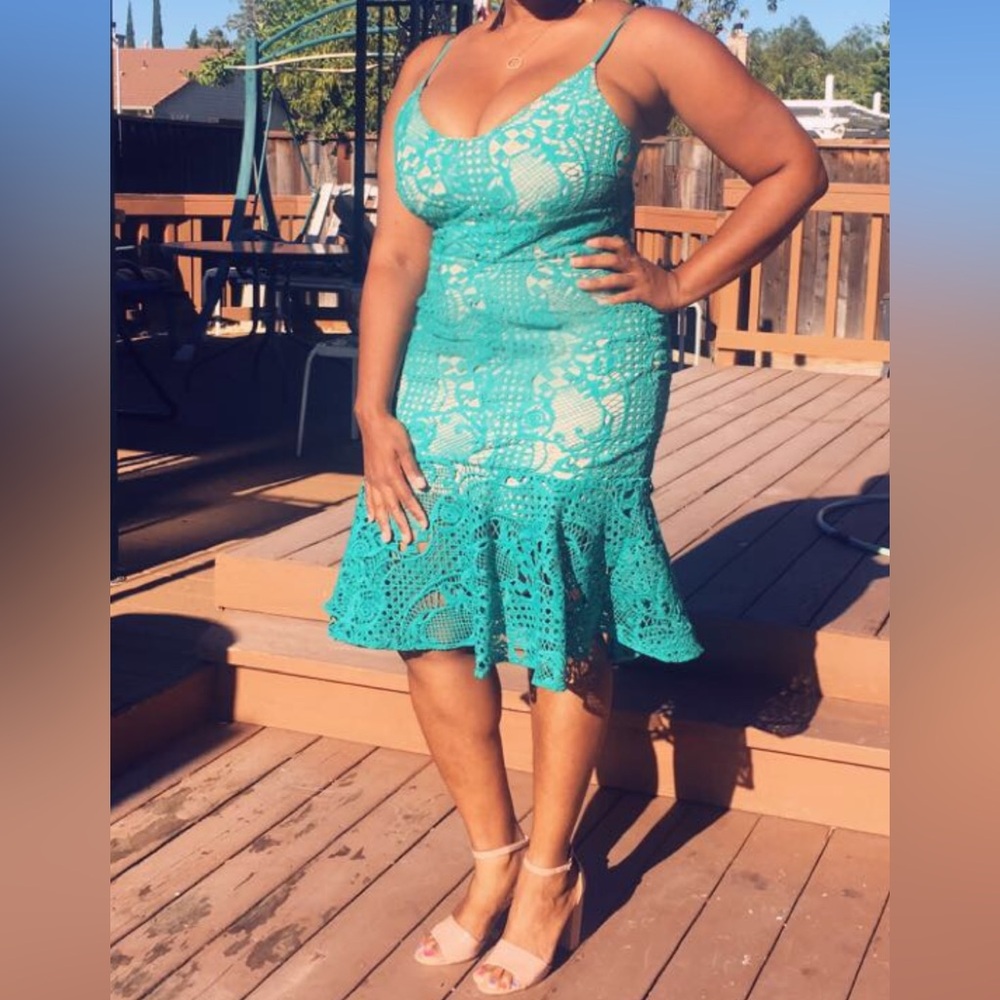 Light green dress